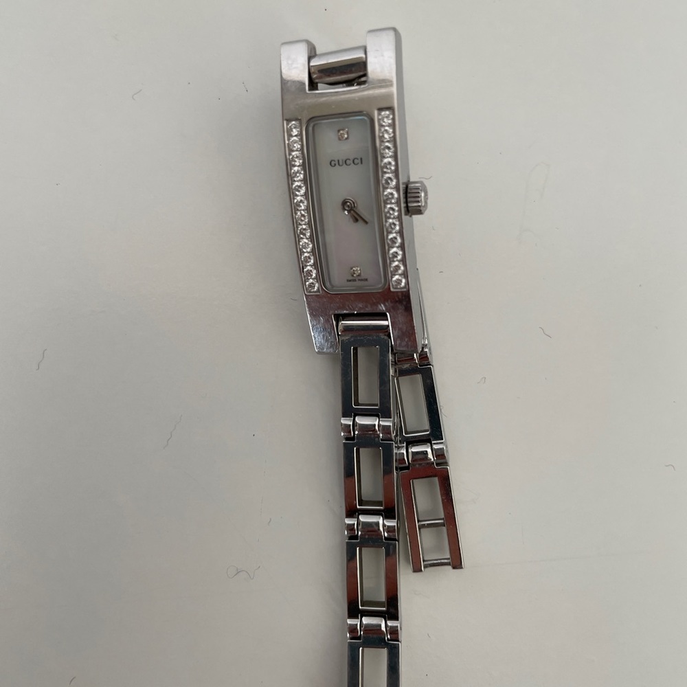 Gucci Stainless Steel Diamond 3900 L watch - Picture 6 of 6